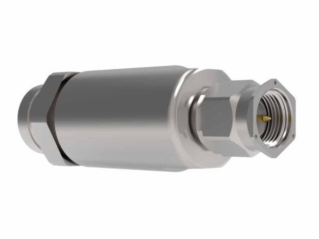 SMA-Male Straight connector for MaxGain 300 cables.